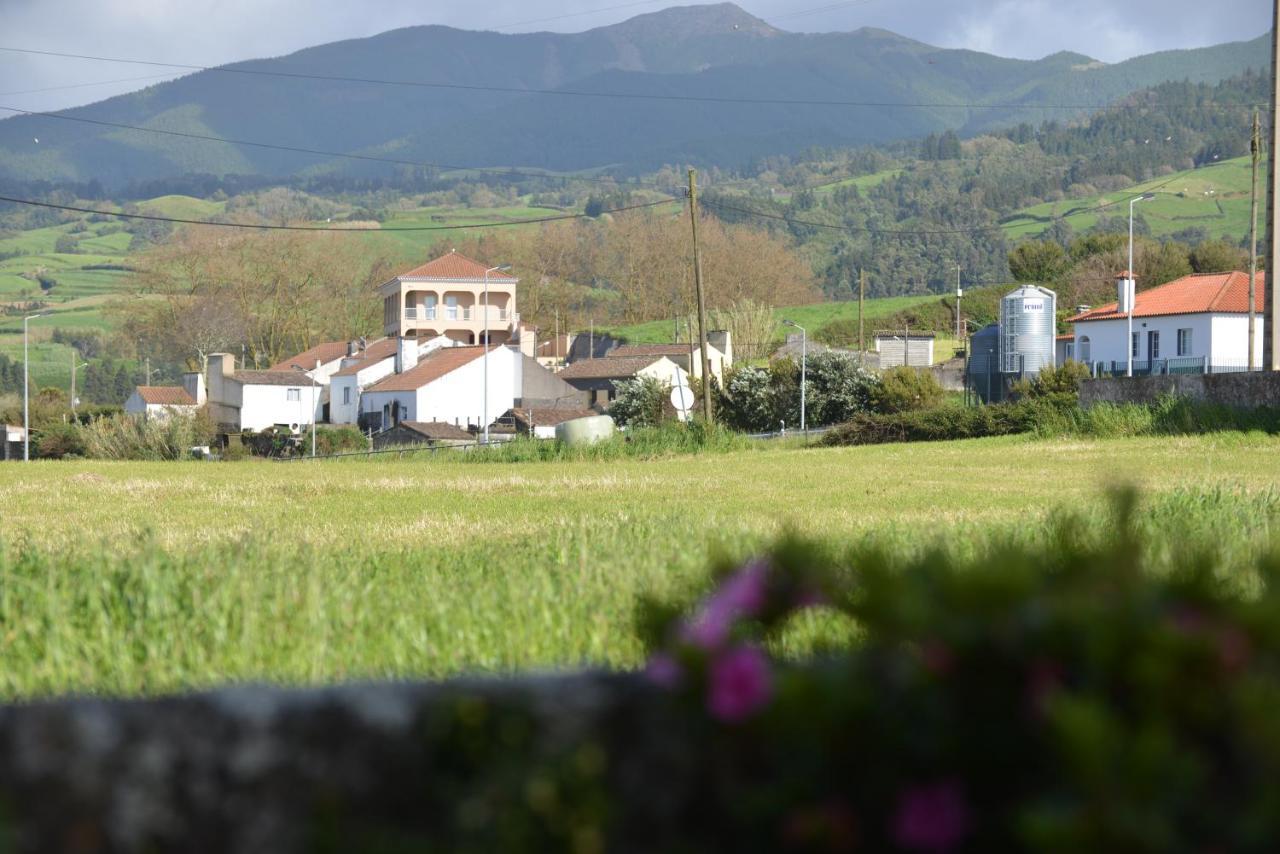 Affittacamere Casa De Avelino Al Nordeste  Esterno foto